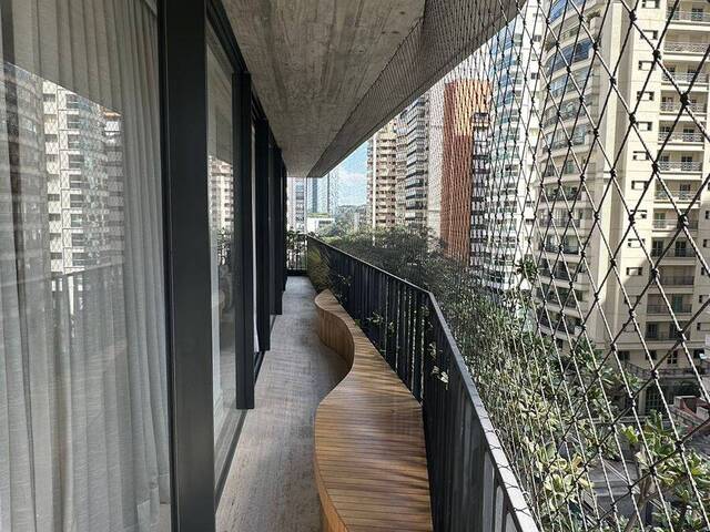 #12 - Apartamento para Venda em São Paulo - SP