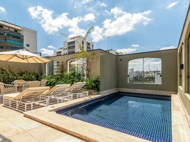 Venda em Alto de Pinheiros - São Paulo